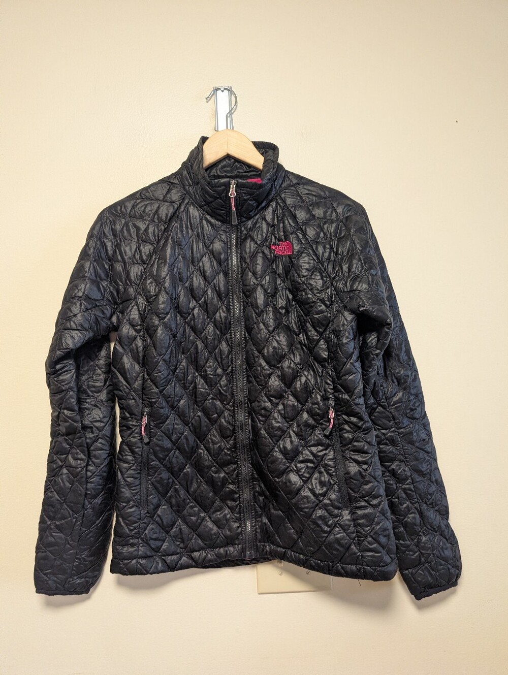 The North Face ThermoBall Women’s Small Black Quilted Lightweight Jacket Pink